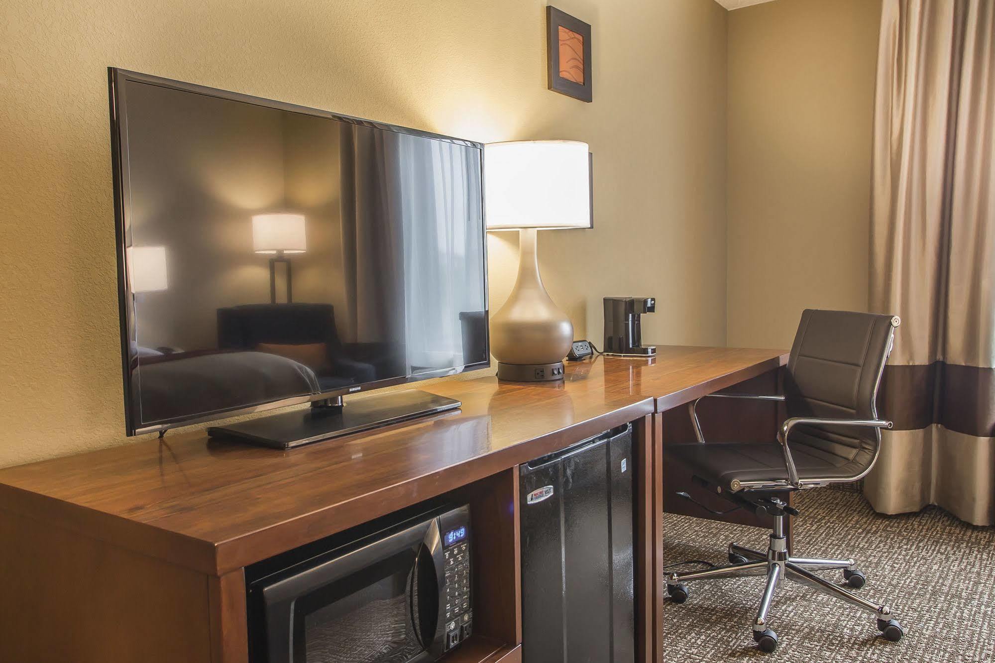 Comfort Inn Pa Turnpike - I-81 Carlisle Eksteriør billede